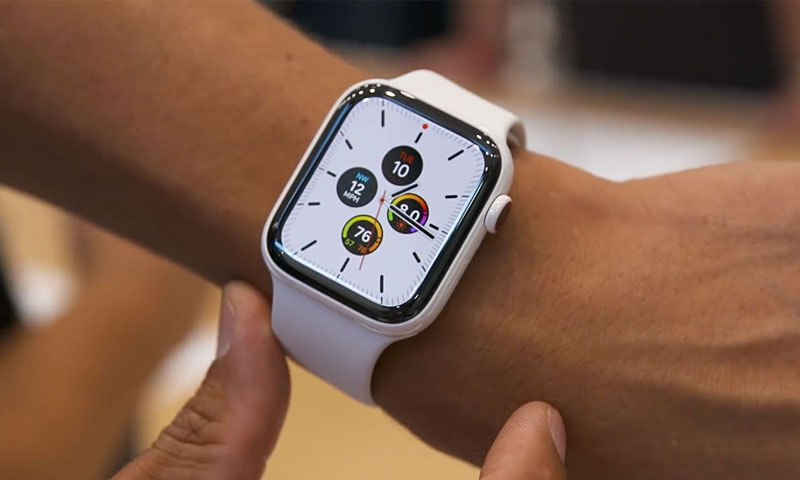 Apple Watch SE GPS 44mm Silver Aluminum купить, Эпл Вотч СЕ 44 мм